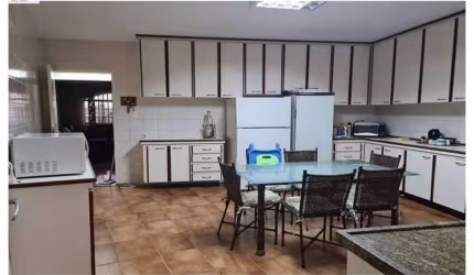 Sobrado Padrão para Venda em Limão São Paulo-SP