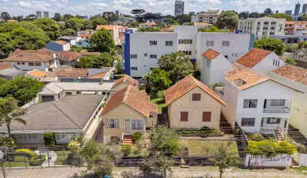 Terreno à venda no bairro Bom Retiro - Curitiba/Paraná