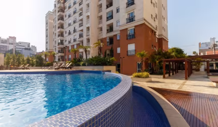 Apartamento no Água Verde - 2 quartos ( 1 suíte ) - 2 vagas de garagem - Condomínio Clube.