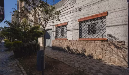 Título: Casa-Terreno à venda, Centro - Curitiba