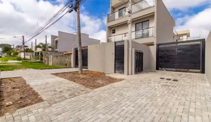 Triplex de 3 quartos, sendo 1 suíte, com 135 m² no Boqueirão - Curitiba-PR
