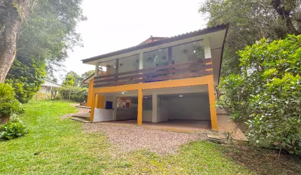 Chácara 2 quartos, 1 suíte, 10 vagas - Campo Largo da Roseira - SJP