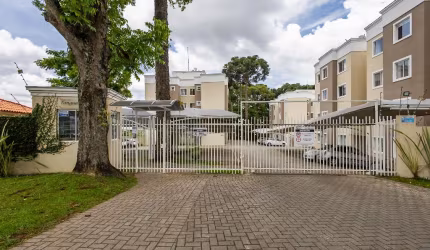 Apartamento Garden com 2 quartos no Tanguá em Almirante Tamandaré/PR.