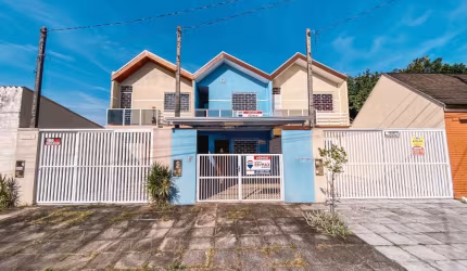 Sobrado a venda, 3 quartos, 2 vagas no Balneário de Gaivotas, Matinhos/PR