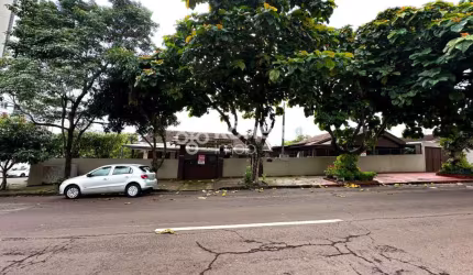 Casa em Centro  -  Cascavel