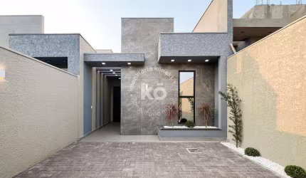 Casa com churrasqueira no Eco Park  -  Cascavel