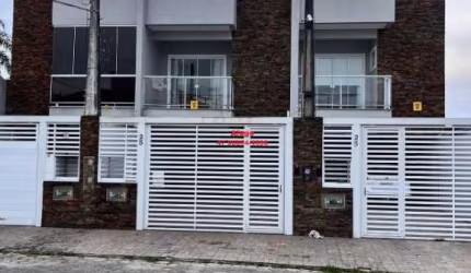 Floresta - Prox Big Americanas - Sobrado Geminado Alto padrão com 1 suite + 2 dorm. 4 vagas e area de festas, cozinha em ilha com moveis