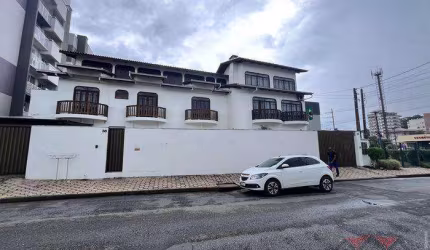 Saguaçu - Predio Residencial e comercial com 3 pavimentos, sendo 4 unidades