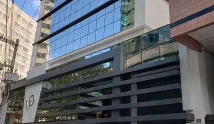 EXCELENTE EDIFÍCIO NO CORAÇÃO DE FLORIPA!