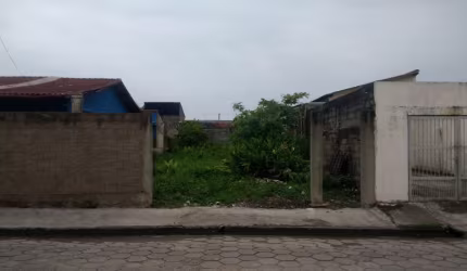 Terreno lote inteiro na Vila Atlantica