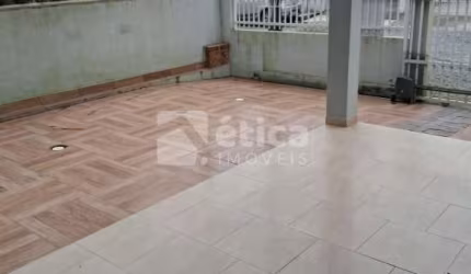 Casa á venda no Centro de Penha  SC