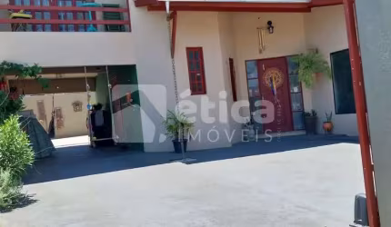 Espetacular Sobrado, semi mobiliado, para Locação no Bairro Cidade Nova.