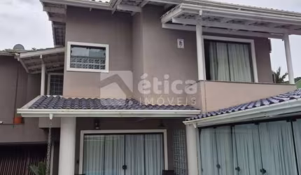 Ampla Casa para locação, 3 suítes, Ressacada, ITAJAI  SC