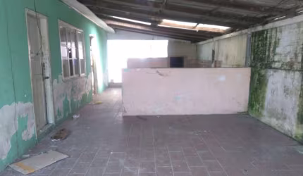 Casa de 4 Dormitórios a Venda no Cordeiros Parte alta em Itajaí - SC