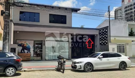 Sala comercial na Vila Operária, em Itajaí-Santa Catarina
