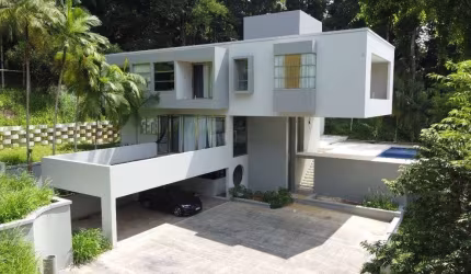 CASA DE ALTO PADRÃO NO BAIRRO VILA NOVA