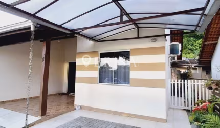 CASA NO BAIRRO BEIRA RIO EM GUARAMIRIM