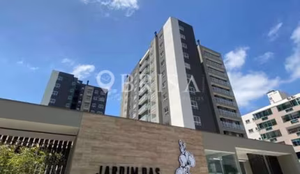 APARTAMENTO COM TERRAÇO NA VILA LALAU - JARDIM DAS ORQUÍDEAS