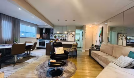 APARTAMENTO COM TERRAÇO NO CENTRO