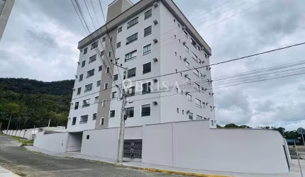 APARTAMENTO NO BAIRRO AMIZADE - GUARAMIRIM