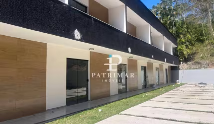 Apartamento Duplex com 2 dormitórios à venda, 66 m² por R$ 260.000,00 - Itaipuaçu - Maricá/RJ