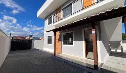 Apartamento com 2 dormitórios à venda, 60 m² por R$ 320.000,00 - Itaipuaçu - Maricá/RJ