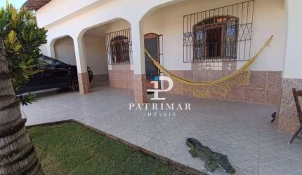 Casa com 2 Quartos e  Quintal próxima à praia por R$ 905.000 - Jardim Atlântico Leste (Itaipuaçu) - Maricá/RJ