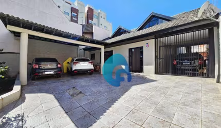 Casa com 6 dormitórios à venda, 303 m² por R$ 1.350.000,00 - Silveira da Motta - São José dos Pinhais/PR