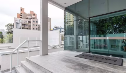 Apartamento a venda, 03 suítes, 02 vagas no Cabral em Curitiba PR