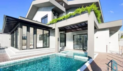 Casa MOBILIADA LINDA em condomínio, 04 suítes, 04 vagas, em Blumenau SC
