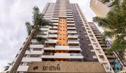 Apartamento 04 quartos sendo uma suíte, 02 vagas de garagem no Cabral/Ahú em Curitiba PR