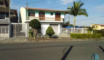 Imóvel residencial/comercial, 06 quartos, 06 banheiros, no Xaxim em Curitiba PR