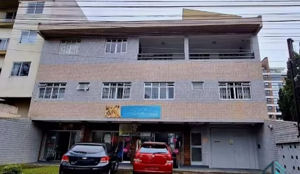 Prédio/comercial/residencial, 04 Cj e 02 lojas, + Casa com 07 suítes, no Bacacheri em Curitiba PR