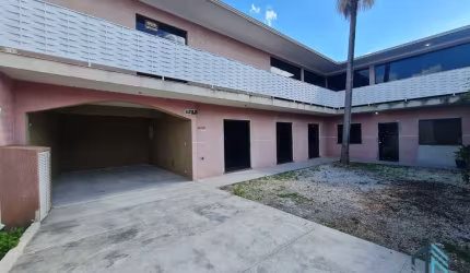 (PERMUTA) Casa a venda 04 quartos c/suítes, no Sitio Cercado em Curitiba Pr