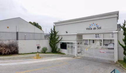 Sobrado em Condomínio 03 quartos c/suíte, no Pilarzinho em Curitiba PR