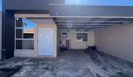 Casa à venda no Parque Embu – Colombo/PR.