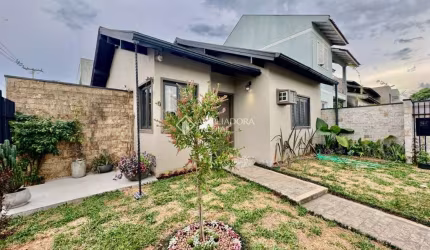 Casa com 2 quartos à venda na Rua da Prosperidade, 18, Estância Velha, Canoas, 55 m2 por R$ 750.000