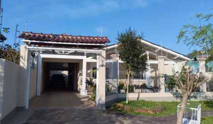 Casa em condomínio fechado com 4 quartos à venda na das Alfazemas, 37, Harmonia, Canoas, 145 m2 por R$ 550.000