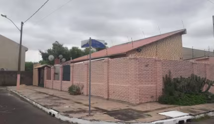 Casa com 2 quartos à venda na Dias Gomes, 112, Harmonia, Canoas, 120 m2 por R$ 454.000