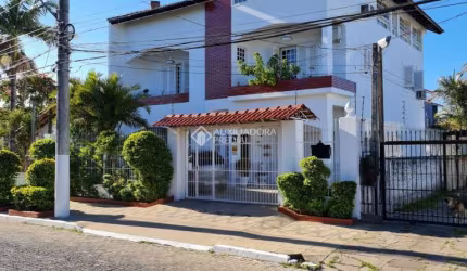 Casa com 5 quartos à venda na Rua das Araucárias, 1175, Harmonia, Canoas, 410 m2 por R$ 690.000