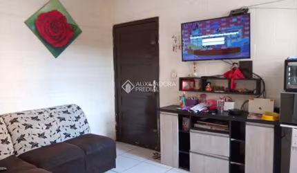 Apartamento com 2 quartos à venda na Rua Um, 270, Guajuviras, Canoas, 39 m2 por R$ 140.000