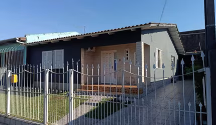 Casa com 3 quartos à venda na Rua Riviera, 160, Estância Velha, Canoas, 96 m2 por R$ 420.000