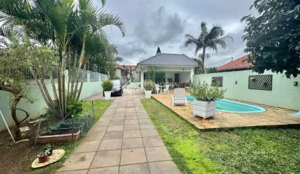 Casa com 3 quartos à venda na Rua Itaparica, 41, Igara, Canoas, 136 m2 por R$ 800.000