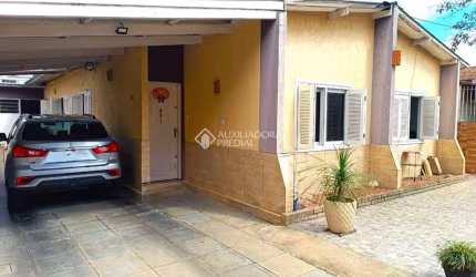 Casa com 3 quartos à venda na Rua Santa Rita de Cássia, 193, Parque Tamandaré, Esteio, 106 m2 por R$ 535.000