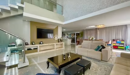 Casa em condomínio fechado com 4 quartos à venda na Avenida Santos Ferreira, 3125, Nossa Senhora das Graças, Canoas, 360 m2 por R$ 4.495.000