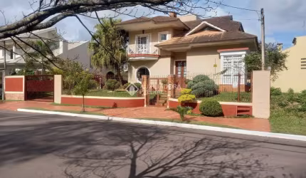 Casa com 3 quartos à venda na Rua Suécia, 185, Marechal Rondon, Canoas, 242 m2 por R$ 2.200.000
