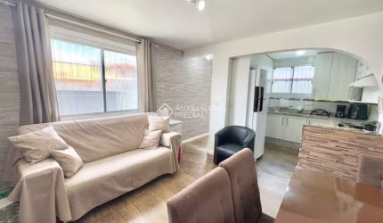 Casa com 3 quartos à venda na Rua Porto Seguro, 415, Nossa Senhora das Graças, Canoas, 178 m2 por R$ 660.000