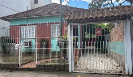 Casa com 3 quartos à venda na Rua Santa Maria, 796, Nossa Senhora das Graças, Canoas, 70 m2 por R$ 899.000