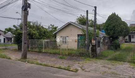 Casa com 2 quartos à venda na Rua Tibagi, 322, Igara, Canoas, 188 m2 por R$ 348.900