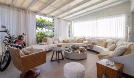 Casa com 3 quartos à venda na Avenida dos Salmões, 1019, Jurerê Internacional, Florianópolis, 450 m2 por R$ 9.750.000